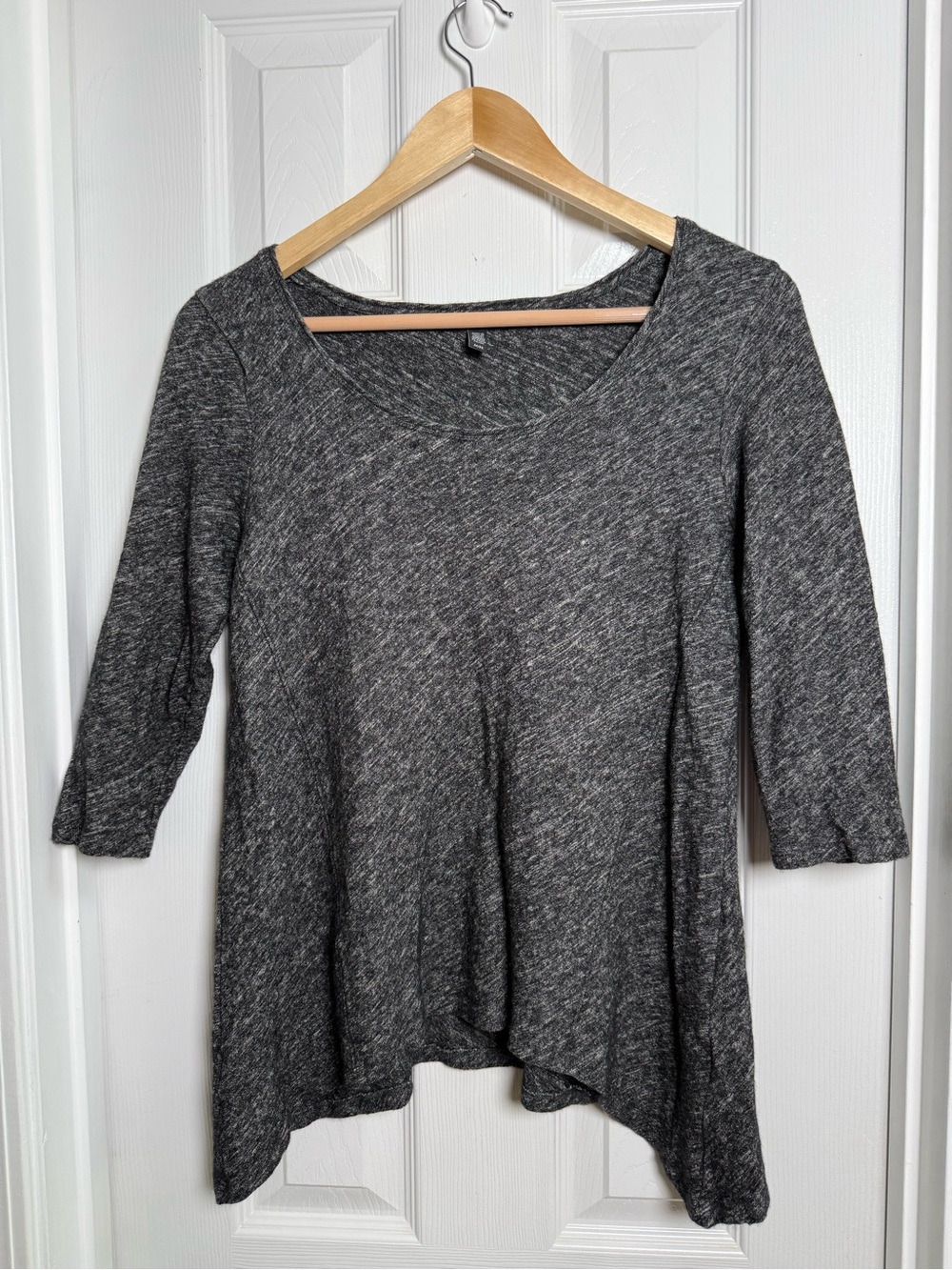 Eileen Fisher 3/4 Sleeve Scoop Neck Top Medium Organic Casual Everyday Chic